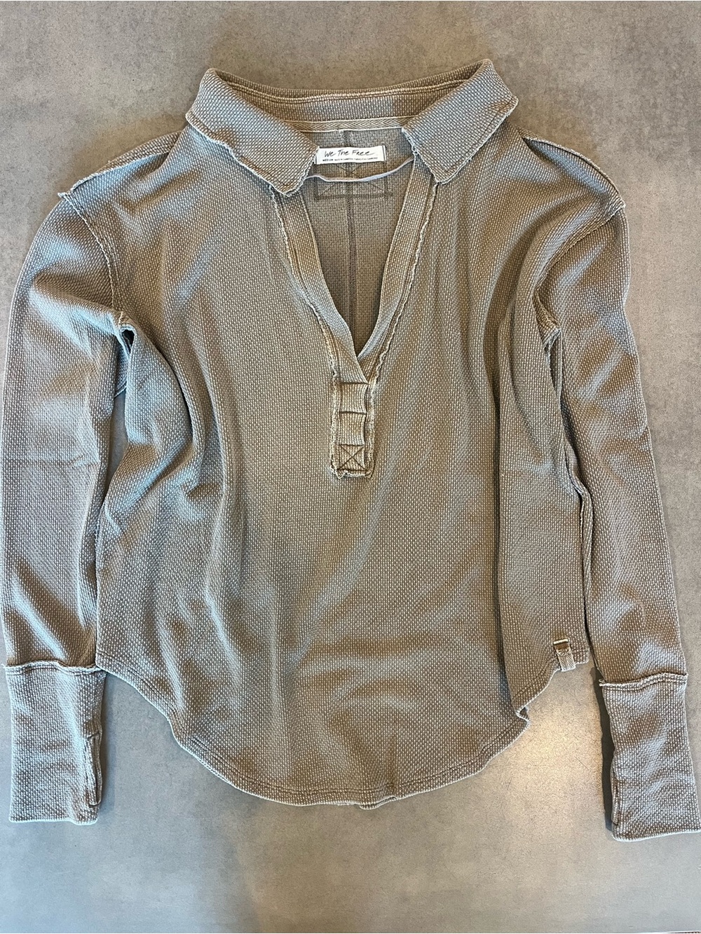 We The Free - NWOT - Taupe - Long-Sleeve Henley Top- Size Medium